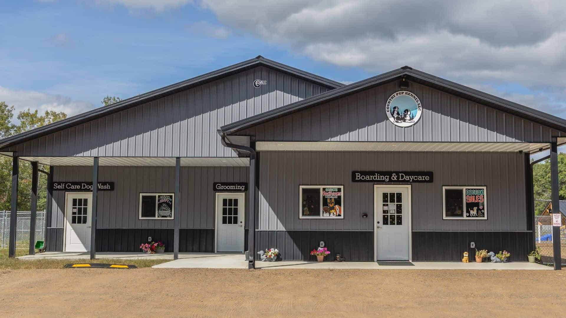 dog boarding kennel